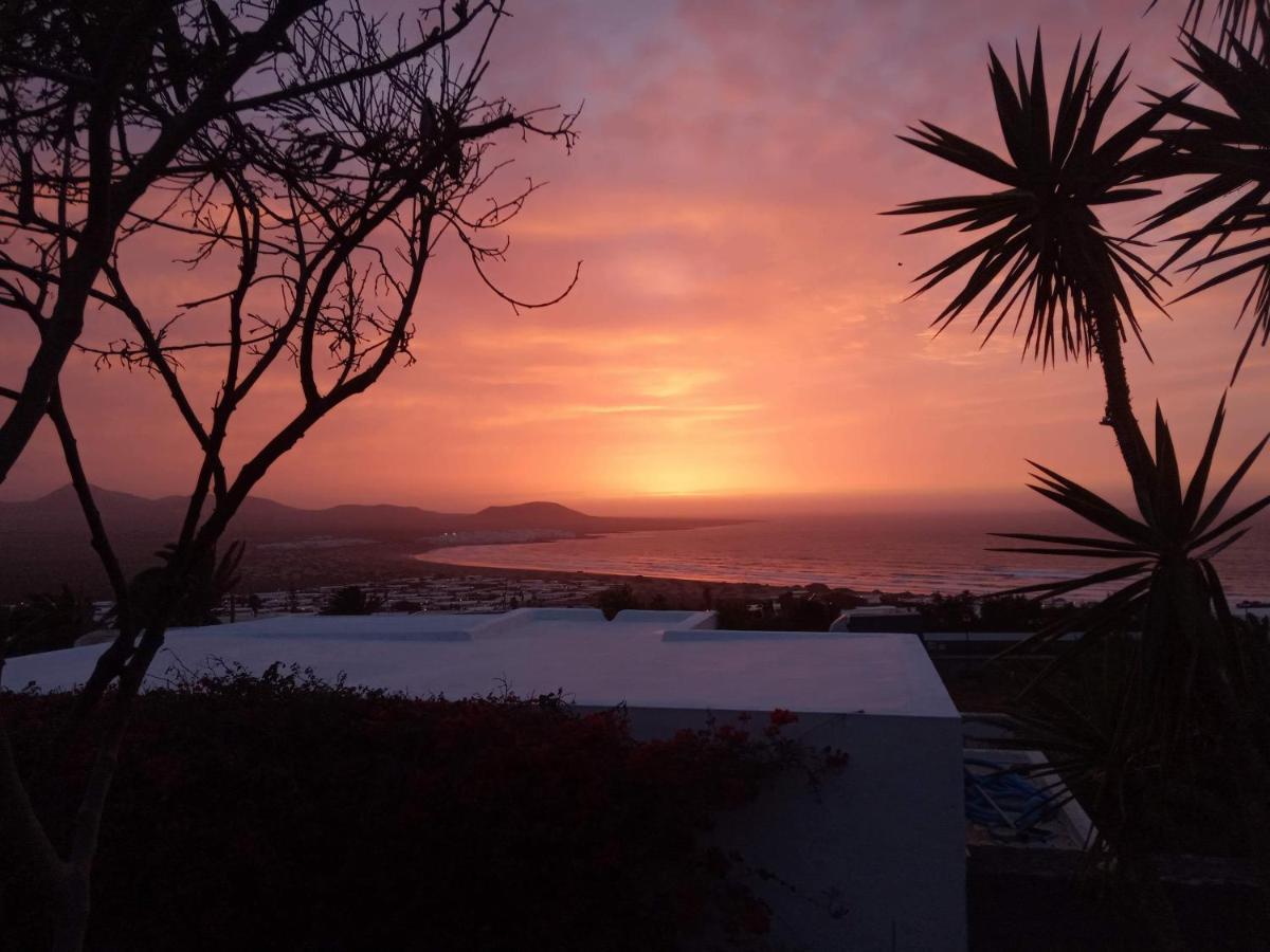 פאמארה Beautiful Small Bungalow, Amazing Views And Garden מראה חיצוני תמונה