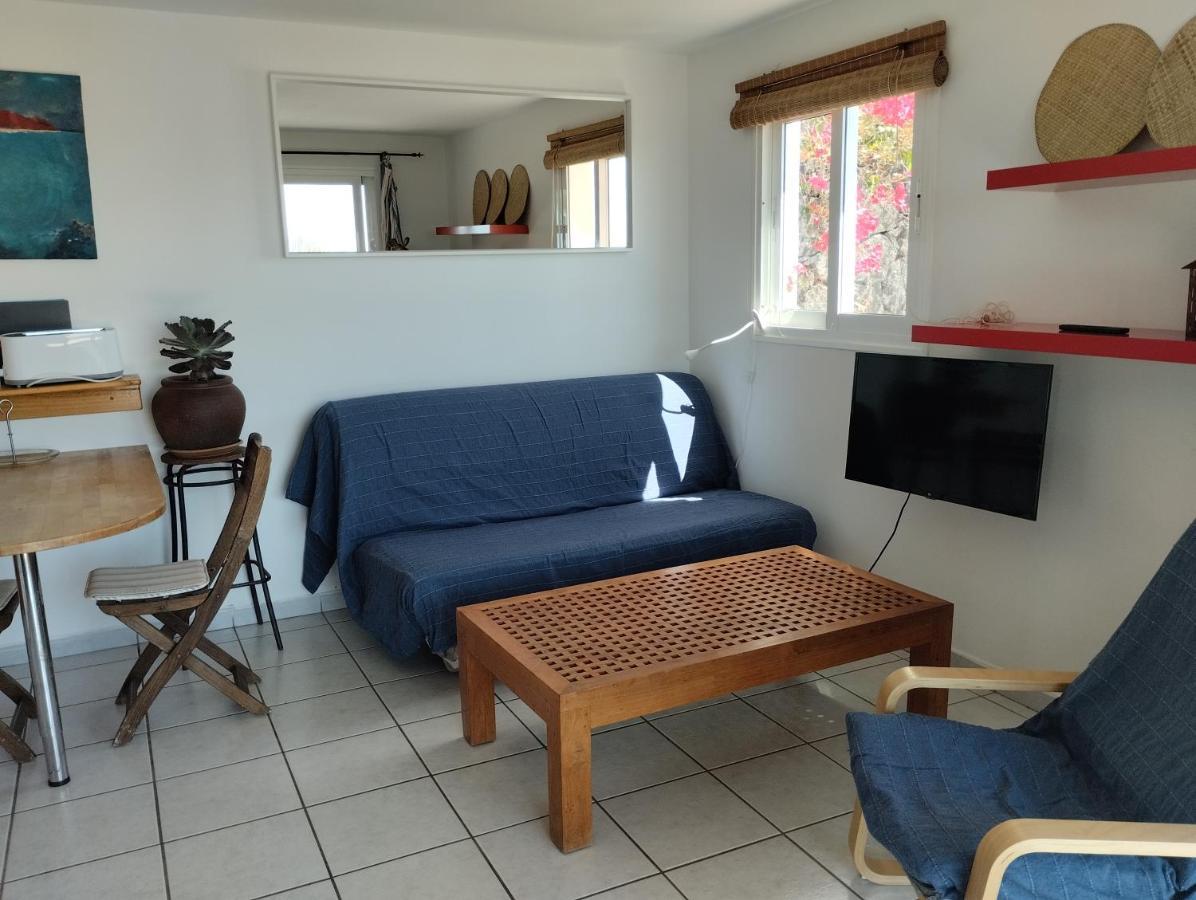 פאמארה Beautiful Small Bungalow, Amazing Views And Garden מראה חיצוני תמונה